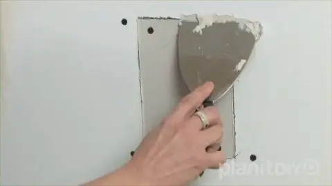 How Do I Achieve A Smooth Finish On Repaired Drywall?